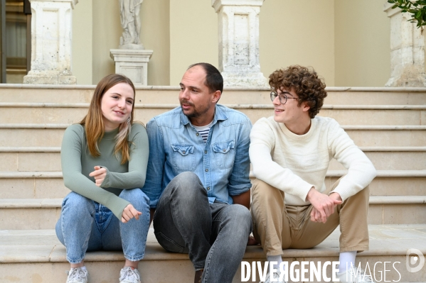 Le réalisateur Emmanuel POULAIN-ARNAUD présente son film  LE TEST , avec les jeunes comédiens Chloé BARKOFF-GAILLARD et Matteo PEREZ, au festival du film de Sarlat 2021.