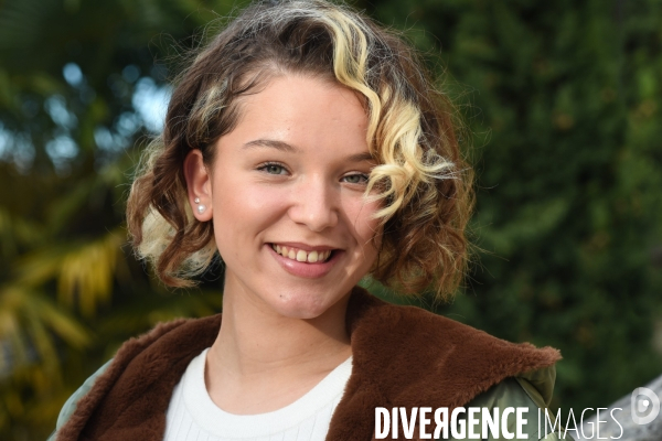 Le réalisateur Nessim CHIKHAOUI présente son film   Placés  , avec la jeune Lucie Charles-Alfred, au festival du film de Sarlat 2021.