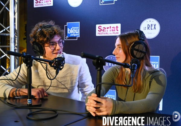 Le réalisateur Emmanuel POULAIN-ARNAUD présente son film  LE TEST , avec les jeunes comédiens Chloé BARKOFF-GAILLARD et Matteo PEREZ, au festival du film de Sarlat 2021.