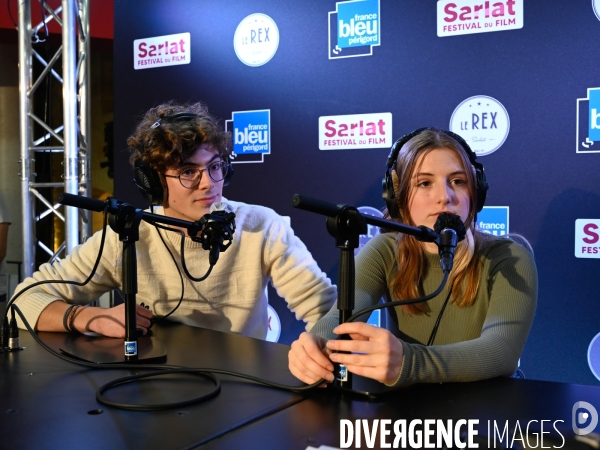 Le réalisateur Emmanuel POULAIN-ARNAUD présente son film  LE TEST , avec les jeunes comédiens Chloé BARKOFF-GAILLARD et Matteo PEREZ, au festival du film de Sarlat 2021.