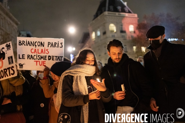 Hommage aux 27 personnes mortes dans la Manche