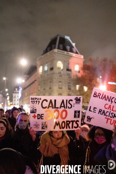 Hommage aux 27 personnes mortes dans la Manche