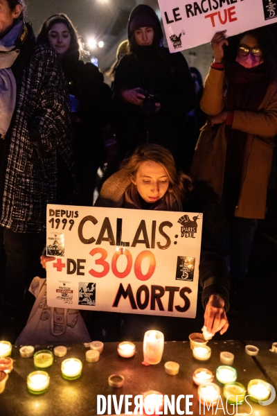 Hommage aux 27 personnes mortes dans la Manche