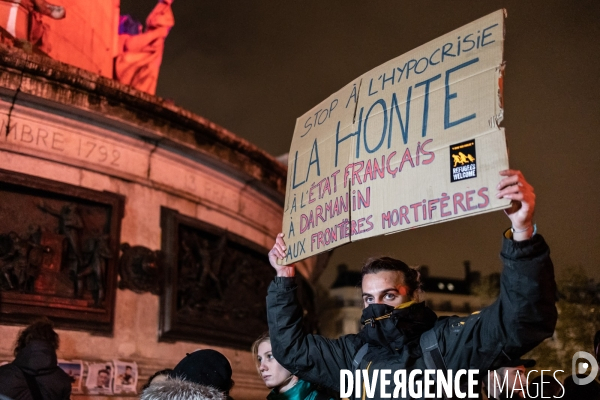 Hommage aux 27 personnes mortes dans la Manche