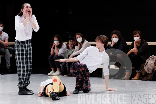 Kamuyot / Ohad Naharin /  Ballet de l opéra national du Rhin  / Batsheva