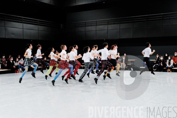 Kamuyot / Ohad Naharin /  Ballet de l opéra national du Rhin  / Batsheva