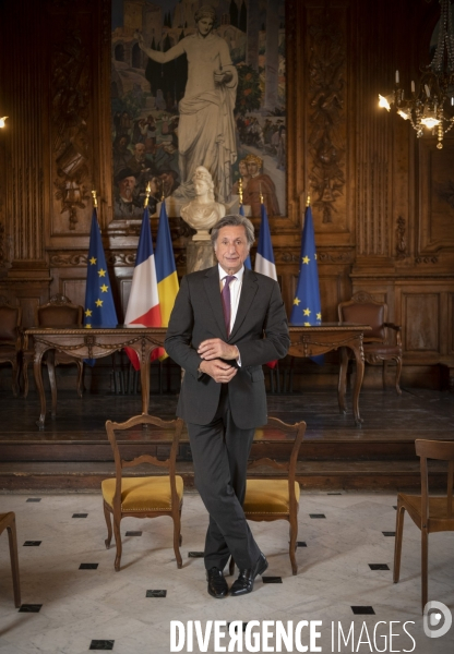 Patrick de Carolis, Maire d Arles