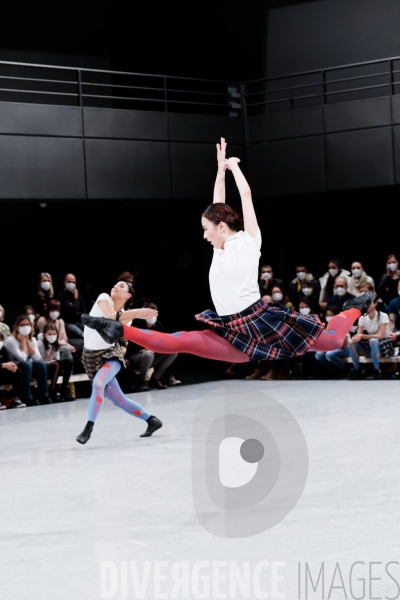 Kamuyot / Ohad Naharin /  Ballet de l opéra national du Rhin  / Batsheva