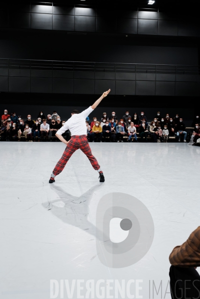 Kamuyot / Ohad Naharin /  Ballet de l opéra national du Rhin  / Batsheva