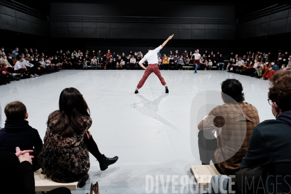 Kamuyot / Ohad Naharin /  Ballet de l opéra national du Rhin  / Batsheva