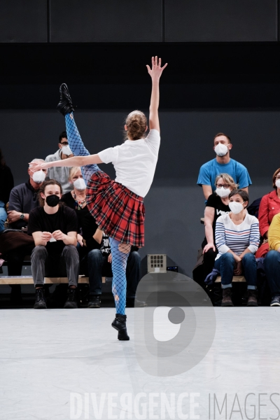 Kamuyot / Ohad Naharin /  Ballet de l opéra national du Rhin  / Batsheva