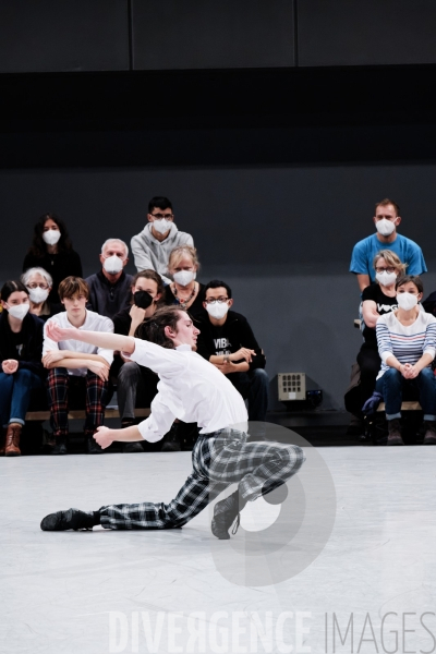 Kamuyot / Ohad Naharin /  Ballet de l opéra national du Rhin  / Batsheva