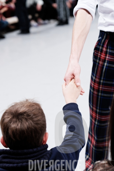 Kamuyot / Ohad Naharin /  Ballet de l opéra national du Rhin  / Batsheva