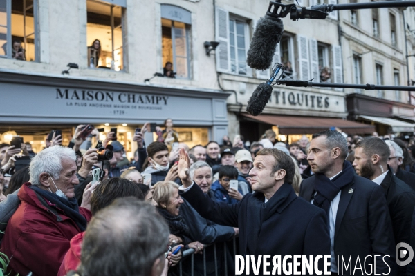 Macron-Merkel à Beaune, visite d adieu de la chancelière