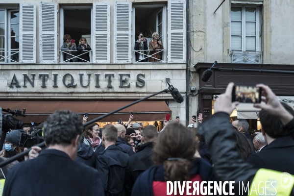 Macron-Merkel à Beaune, visite d adieu de la chancelière