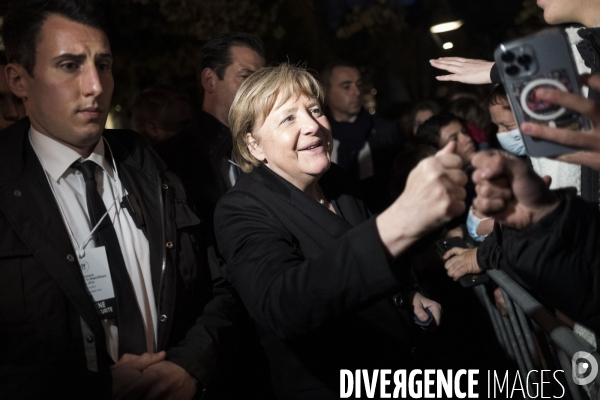 Macron-Merkel à Beaune, visite d adieu de la chancelière