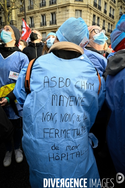 Manifestation des soignants à Paris pour denoncer le manque de moyens dans l hopital public. Caregivers demonstration for the public hospital.
