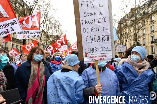 Manifestation des soignants à Paris pour denoncer le manque de moyens dans l hopital public. Caregivers demonstration for the public hospital.