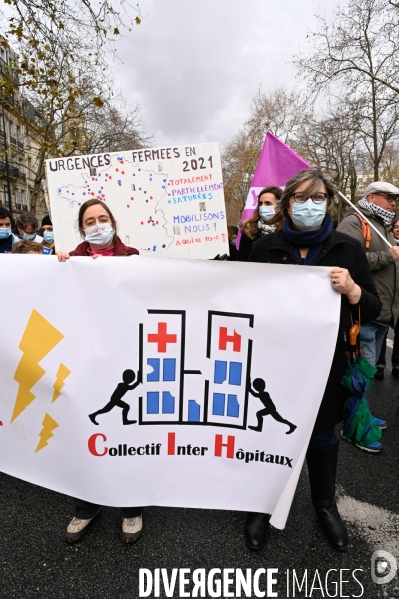 Manifestation des soignants à Paris pour denoncer le manque de moyens dans l hopital public. Caregivers demonstration for the public hospital.