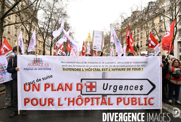 Manifestation des soignants à Paris pour denoncer le manque de moyens dans l hopital public. Caregivers demonstration for the public hospital.