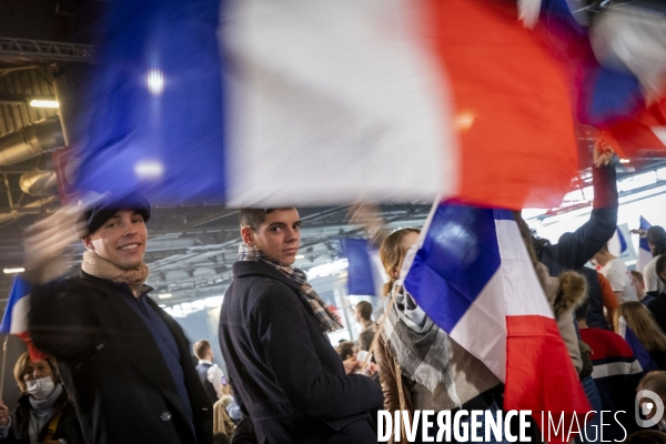 Meeting d Eric ZEMMOUR à Villepinte.