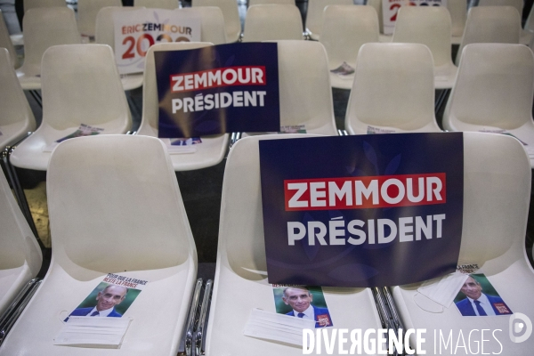 Meeting d Eric ZEMMOUR à Villepinte.