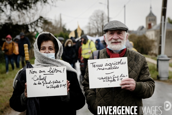 Journée mondiale des sols dans le Loiret, contre l artificialisation des terres, les nouvelles plateformes logistiques XXL et le nouveau pont sur la Loire.