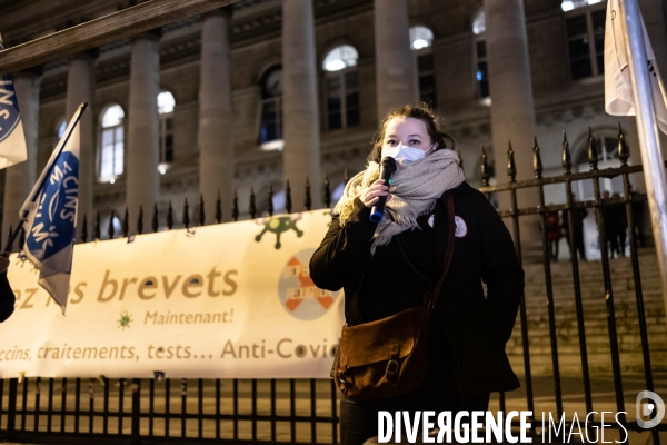 Manifestation pour la levée des brevets vaccins Covid