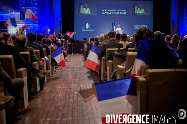 Meeting Valérie Pecresse à la Mutualité