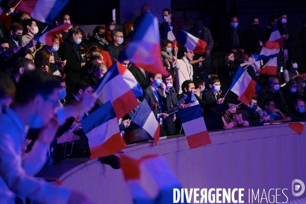 Grande réunion des cadres Les Républicains autour de Valérie Pécresse