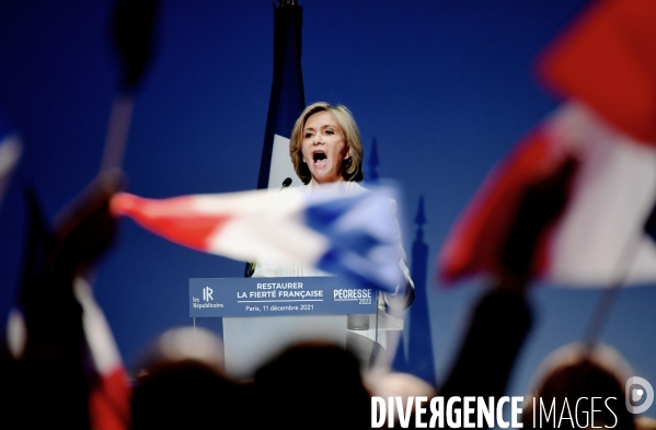 Grande réunion des cadres Les Républicains autour de Valérie Pécresse