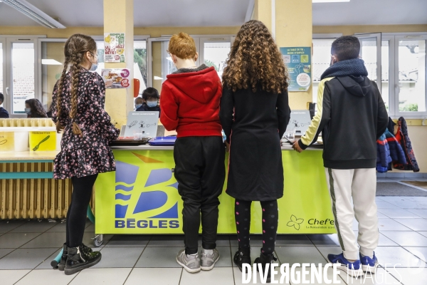 Cantine bio de l école primaire publique Ferdinand Buisson à Bègles (33).