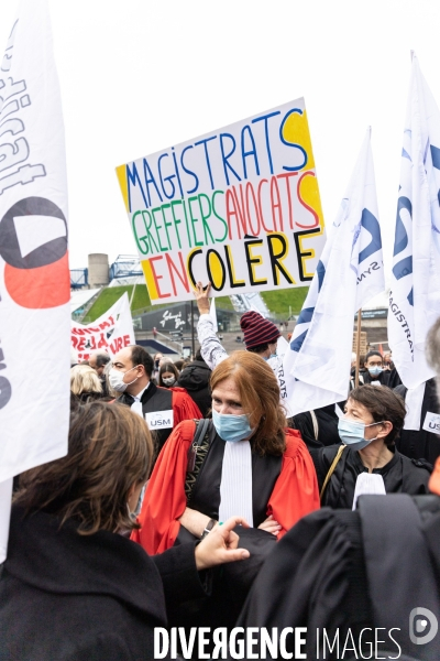 Manifestation du monde de la justice