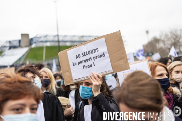 Manifestation du monde de la justice