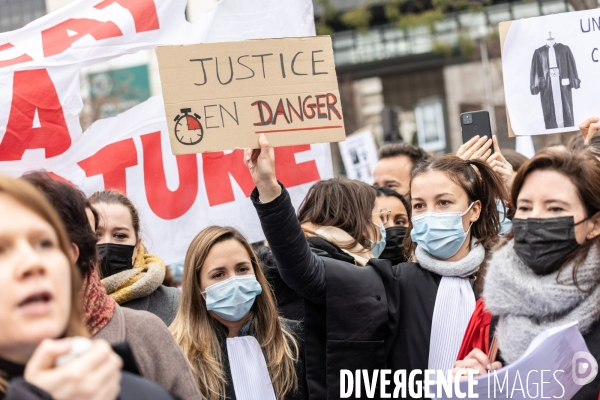 Manifestation du monde de la justice