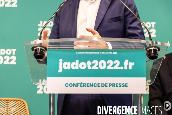 Présidentielle 2022 Yannick Jadot Conférence de presse Travail