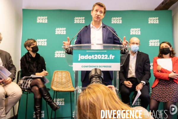 Présidentielle 2022 Yannick Jadot Conférence de presse Travail