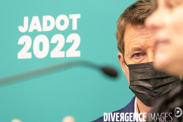 Présidentielle 2022 Yannick Jadot Conférence de presse Travail