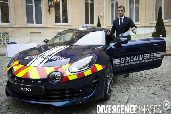 Des Alpine A110 pour les interventions rapides de la gendarmerie nationale.