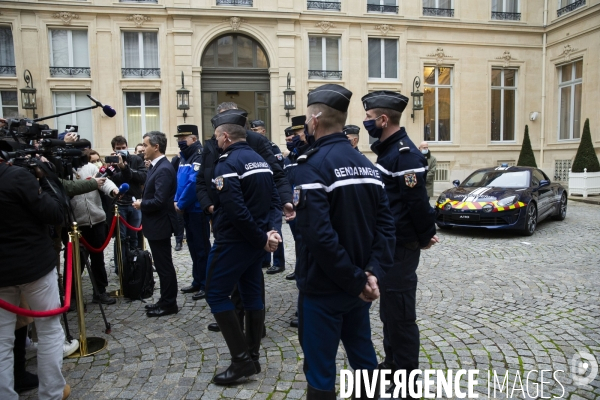 Des Alpine A110 pour les interventions rapides de la gendarmerie nationale.