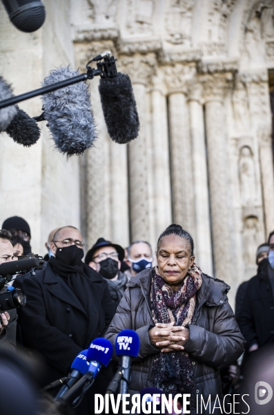 Premier deplacement de christiane taubira, a saint denis.