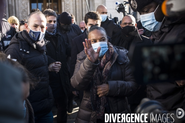 Premier deplacement de christiane taubira, a saint denis.