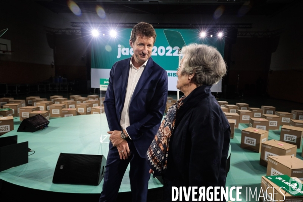 Eelv - meeting de yannick jadot a laon