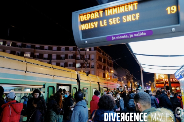 Tramway / La ligne T1 à la Courneuve