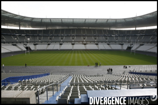 Jean louis borloo veut faire de la coupe du monde de rugby un evenement ecologique.
