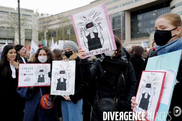 Manifestation des magistrats greffiers et avocats contre une justice à bout de souffle