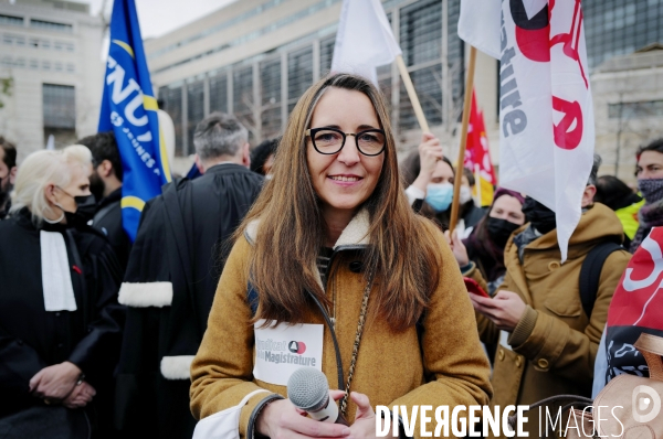 Manifestation des magistrats greffiers et avocats contre une justice à bout de souffle