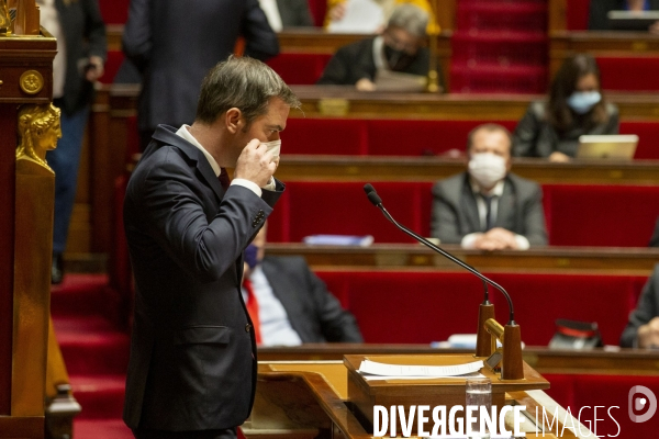 Discussion sur la transformation du Pass sanitaire en Pass vaccinal à l Assemblée.