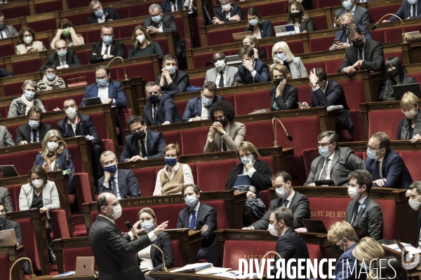 Débat sur le pass vaccinal à l assemblée nationale.