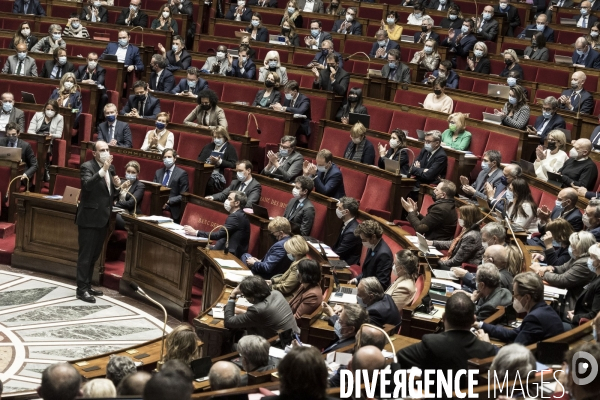 Débat sur le pass vaccinal à l assemblée nationale.